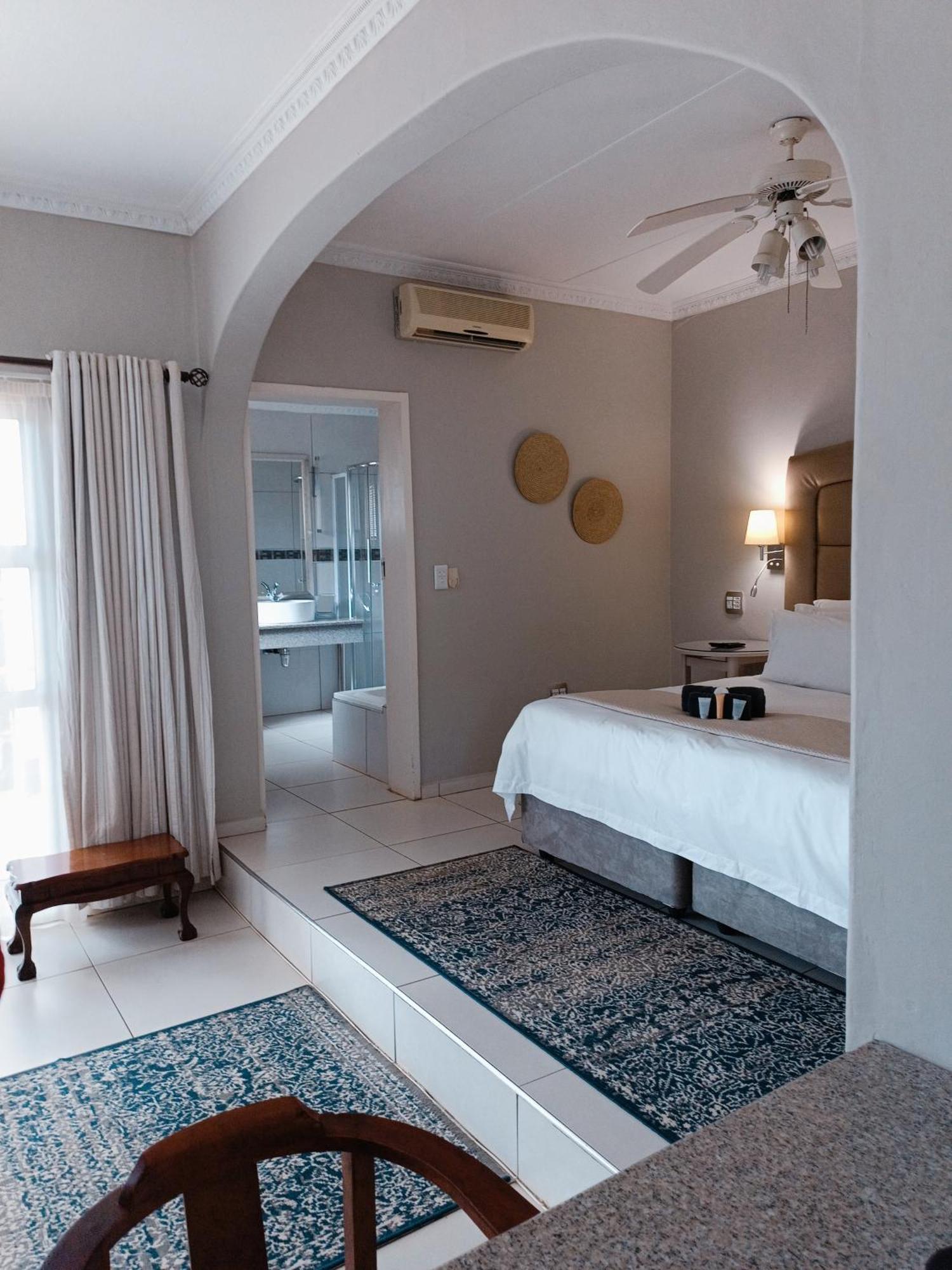 Pecan Farm Guesthouse Луис-Тричард Экстерьер фото